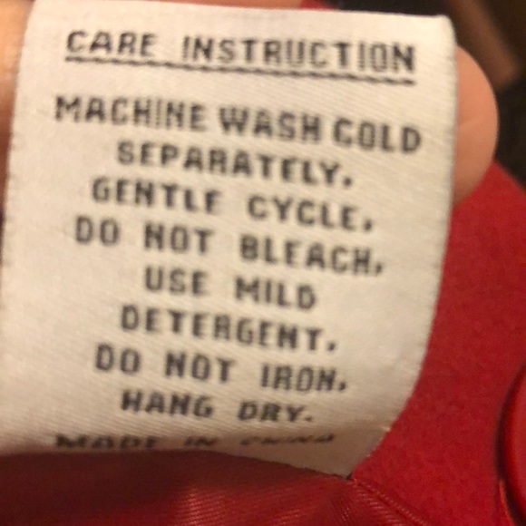 Beautiful Red Coat ! - Picture 7 of 9